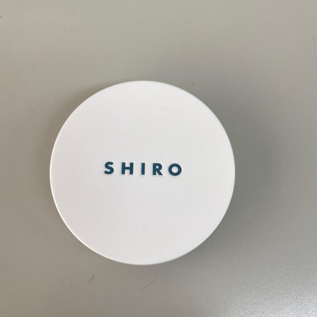 shiro(シロ)のSHIRO 練り香水　さくら219 ほぼ新品！ コスメ/美容のリラクゼーション(アロマグッズ)の商品写真