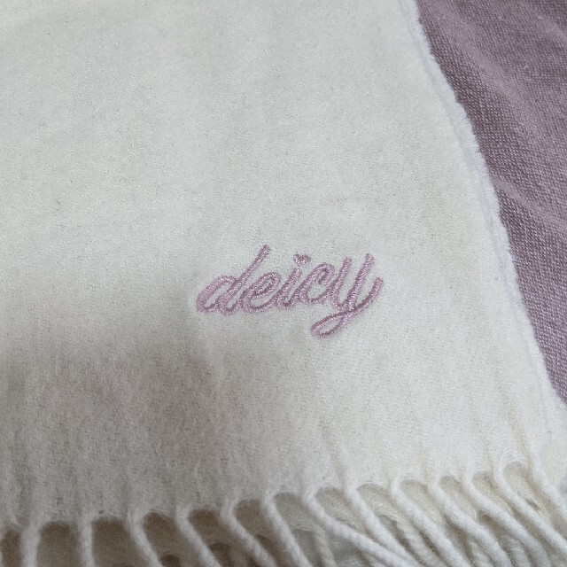 deicy(デイシー)のdeicy 2019AW ウォッシャブルマフラー レディースのファッション小物(マフラー/ショール)の商品写真