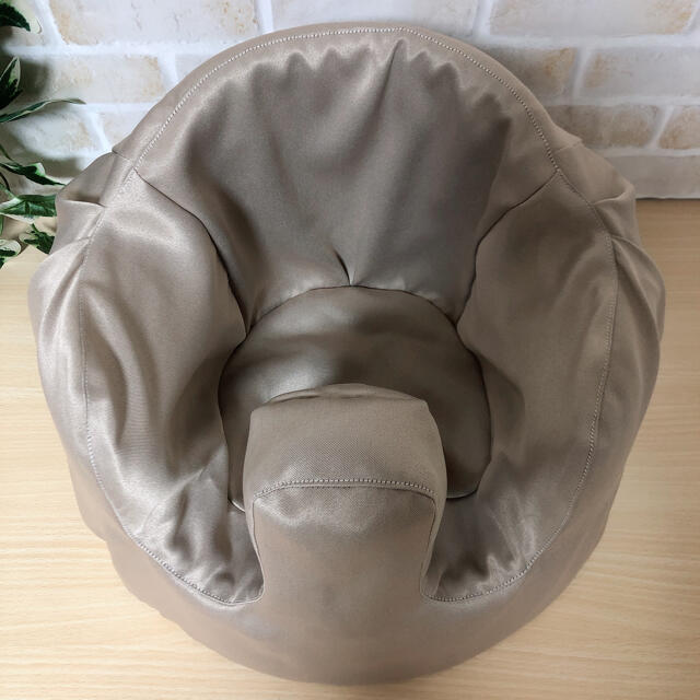 Bumbo(バンボ)のバンボカバー(暗めのピンクベージュ) キッズ/ベビー/マタニティの寝具/家具(シーツ/カバー)の商品写真