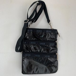 レスポートサック(LeSportsac)のレスポートサック☺︎3ファスナーショルダーバッグ♡黒(ショルダーバッグ)