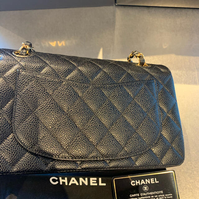 CHANEL(シャネル)のシャネル　キャビアスキン　マトラッセ レディースのバッグ(ショルダーバッグ)の商品写真