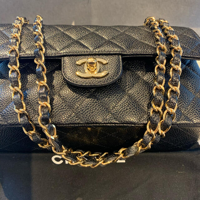 CHANEL(シャネル)のシャネル　キャビアスキン　マトラッセ レディースのバッグ(ショルダーバッグ)の商品写真