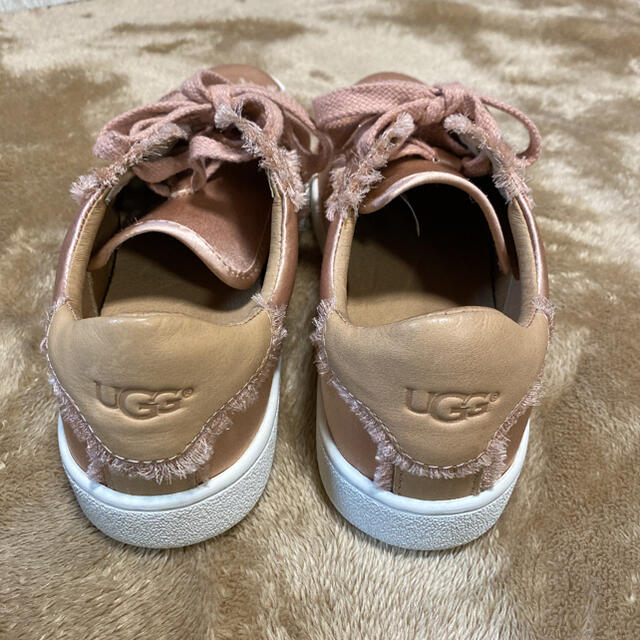 UGG スニーカー　24.5