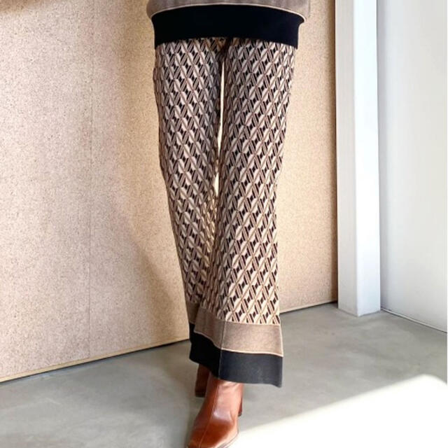 MODERN KNIT PANTSパンツ