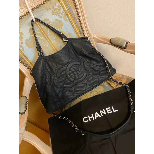 CHANEL(シャネル)の正規品！美品！シャネル トート ショルダー 2way バッグ 斜めがけ レディースのバッグ(トートバッグ)の商品写真