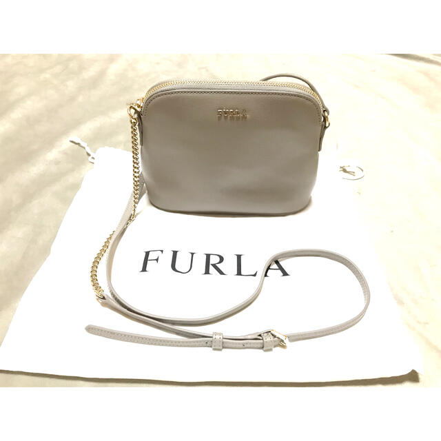 【新品未使用・人気カラー・タグ無し】FURLA ✳︎miky チェーンショルダー | フリマアプリ ラクマ