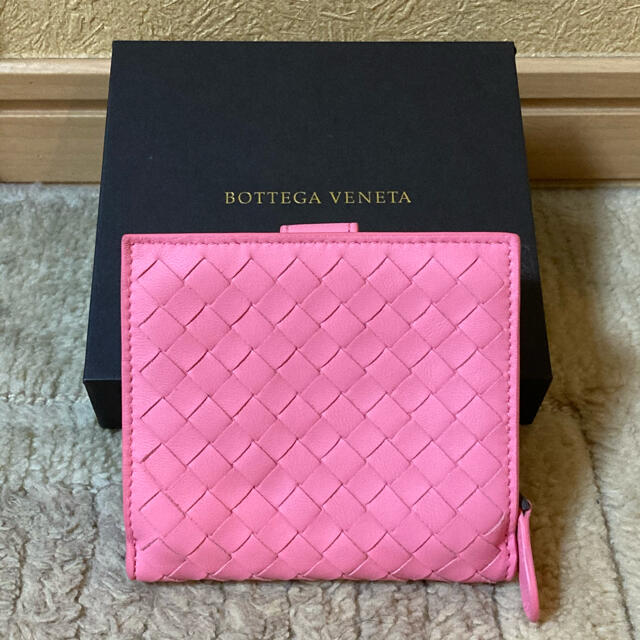 Bottega Veneta(ボッテガヴェネタ)の新品ボッテガヴェネタBOTTEGA VENETA イントレチャート財布ウォレット レディースのファッション小物(財布)の商品写真