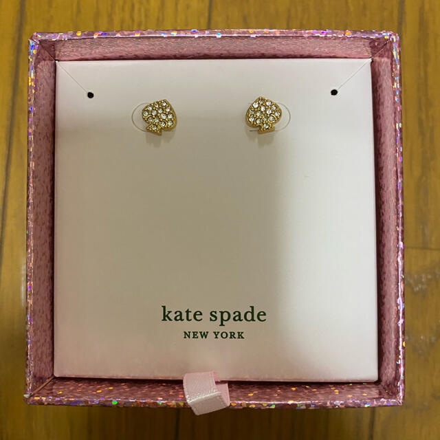 kate spade new york(ケイトスペードニューヨーク)のケイトスペード　ゴールド　ピアス レディースのアクセサリー(ピアス)の商品写真