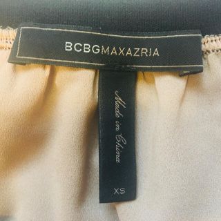 ビーシービージーマックスアズリア(BCBGMAXAZRIA)のBCBG MAXAZRIA レーススカート(ひざ丈スカート)