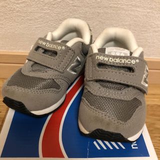 ニューバランス(New Balance)のニューバランスグレー12センチ(スニーカー)