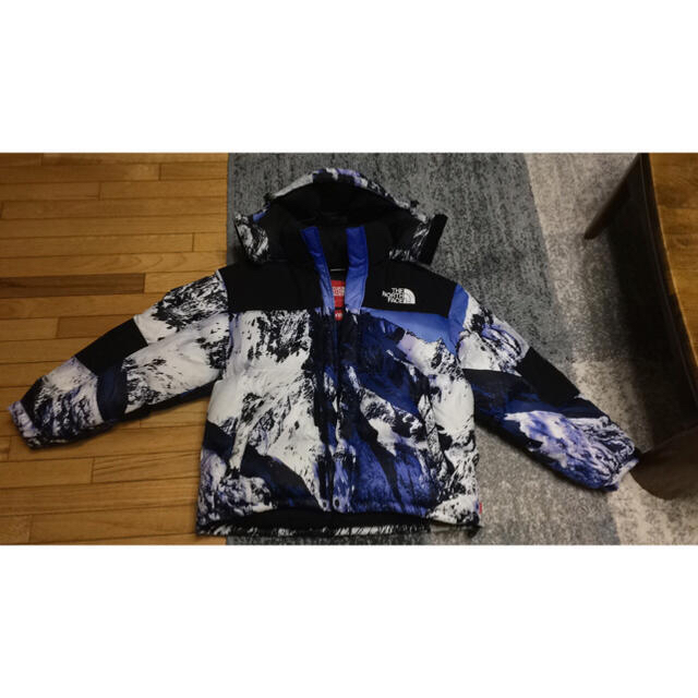 Supreme(シュプリーム)のシュプリーム バルトロ　雪山 メンズのジャケット/アウター(ダウンジャケット)の商品写真