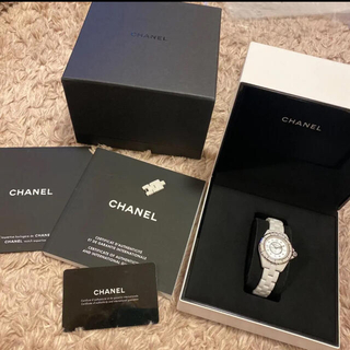 シャネル(CHANEL)のcocoさま専用　シャネル 腕時計　J12 ホワイト　8Pダイヤ　美品(腕時計)