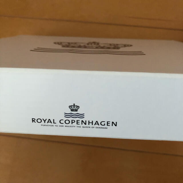 ROYAL COPENHAGEN(ロイヤルコペンハーゲン)のロイヤルコペンハーゲン　WHITE PALMETTE PLATE 26cm インテリア/住まい/日用品のキッチン/食器(食器)の商品写真