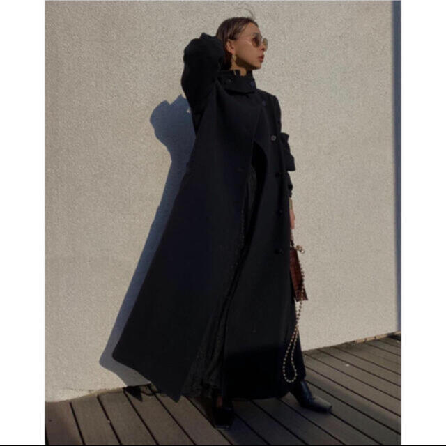 Ameri VINTAGE(アメリヴィンテージ)のAmeri Vintage POOFY FLARE LONG COAT レディースのジャケット/アウター(ロングコート)の商品写真