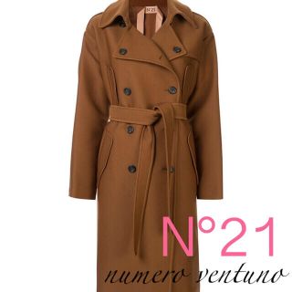 ヌメロヴェントゥーノ(N°21)の本日限定！ヌメロヴェントゥーノ　コート　NO.21 美品　ロゴボタン　ブラウン(ロングコート)