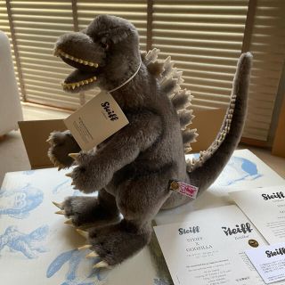 ゴジラ誕生60周年記念 限定1954体 Steiff GODZILLAの通販 by CAMP