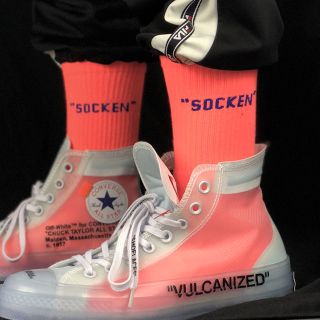 US直輸入！メンズ ミドル丈 ソックス 靴下 “SOCKEN ”ネオン コーラル(ソックス)