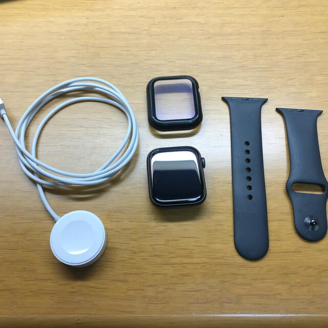 Apple Watch 5 44mm スペースグレー