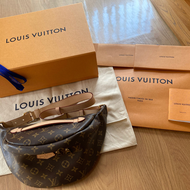 超目玉】 LOUIS VUITTON - ルイヴィトン バムバッグの通販 by C-HR GR&