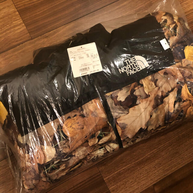 【★安心の定価販売★】 納品書原本付き - Supreme supreme leaves nuptse face north ダウンジャケット