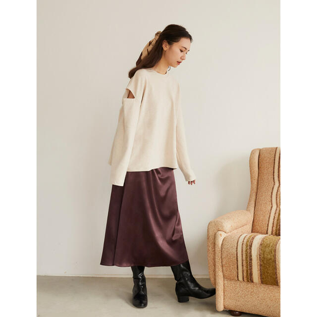 RANDEBOO Charm cut neo top(oatmeal) レディースのトップス(カットソー(長袖/七分))の商品写真