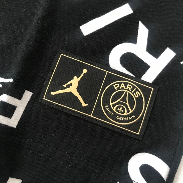 Nike 新品タグ付き ジョーダン Psg パリ サンジェルマン ロゴ総柄 Tシャツの通販 By マロン 即購入ok ナイキならラクマ