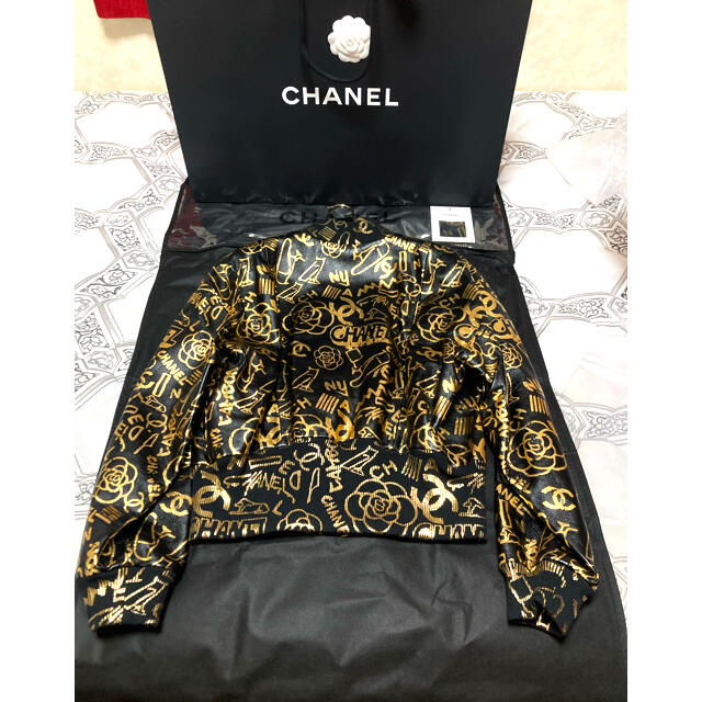 CHANEL(シャネル)の⭐️未使用⭐️シャネルジャケットシャネルコート⭐️メティエダールコレクション⭐️ レディースのジャケット/アウター(ノーカラージャケット)の商品写真