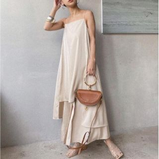 アメリヴィンテージ(Ameri VINTAGE)の新品　タグ付き　MEDI LADY LAYERED DRESS(ロングワンピース/マキシワンピース)