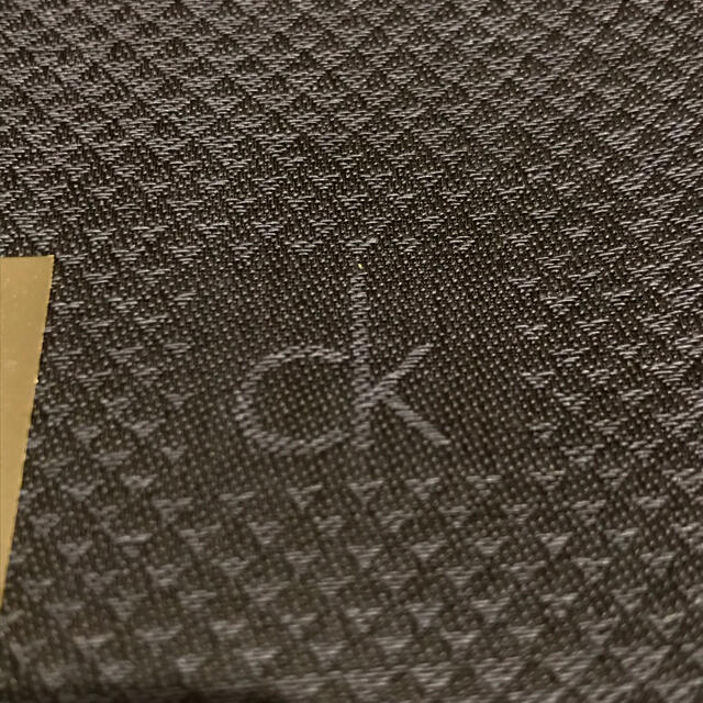 Calvin Klein(カルバンクライン)の新品　Calvin Klein DKNY メンズ　ハンカチ4枚セット メンズのファッション小物(ハンカチ/ポケットチーフ)の商品写真