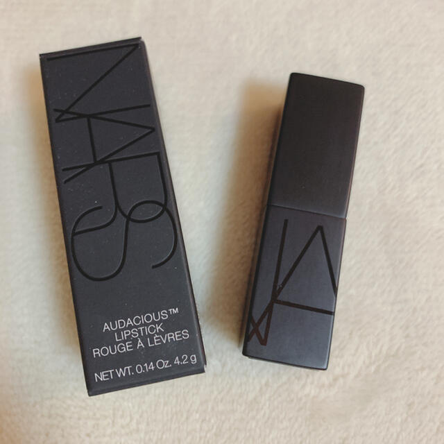 NARS(ナーズ)のNARS オーディシャスリップスティック 9497 コスメ/美容のベースメイク/化粧品(口紅)の商品写真