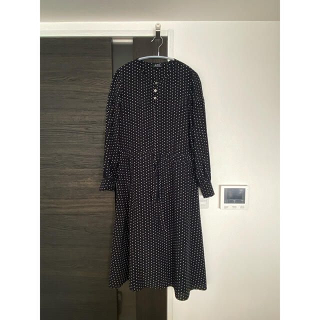 A.P.C(アーペーセー)のClemence ワンピース　ドット　アーペーセー レディースのワンピース(ロングワンピース/マキシワンピース)の商品写真