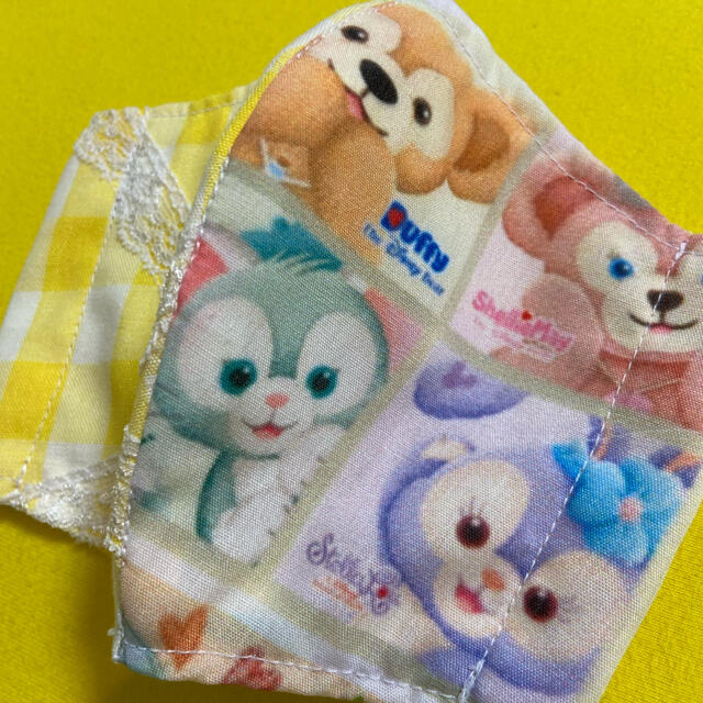 Disney(ディズニー)の【専用】ダッフィーフレンズ⭐️インナーマスク2枚組 ハンドメイドのキッズ/ベビー(外出用品)の商品写真