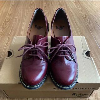 ドクターマーチン(Dr.Martens)の専用 ドクターマーチン 3ホール ヒール チェリーレッド(ローファー/革靴)