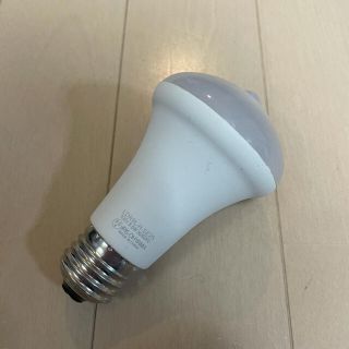 アイリスオーヤマ(アイリスオーヤマ)のLED電球 人感センサー付 口金直径26mm 60形相当LDR9L-H-SE25(蛍光灯/電球)