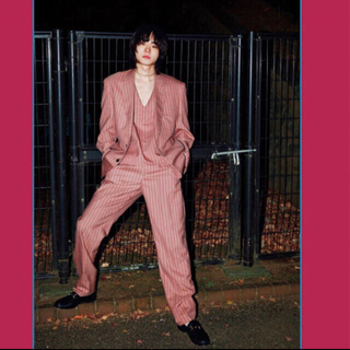 ジョンローレンスサリバン ピンク セットアップスーツ(メンズ)の通販 