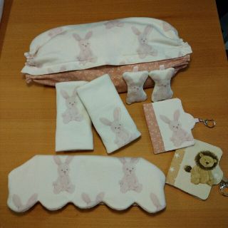 ぽん様専用　ハンドメイド　ジェラートピケ　うさぎ　抱っこ紐カバーセット(外出用品)