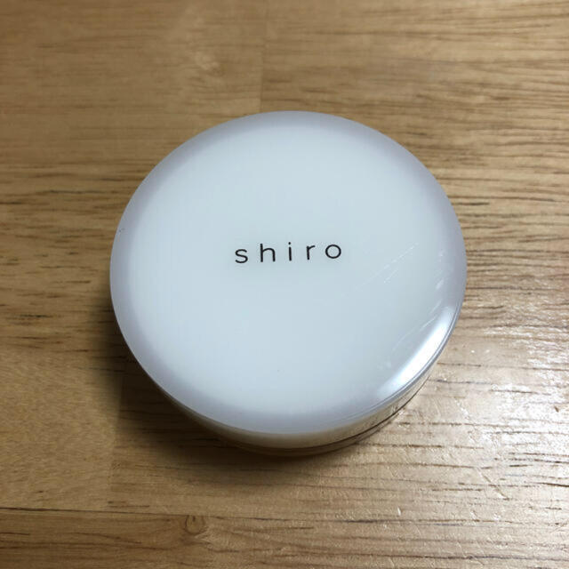 shiro(シロ)のSHIRO 練り香水　ホワイトリリー 最終値下げ！ コスメ/美容の香水(香水(女性用))の商品写真