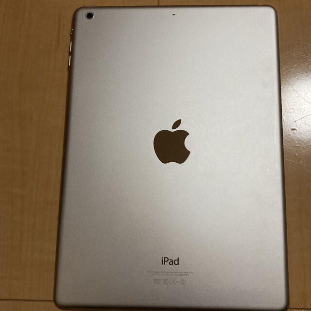 Apple(アップル)のiPad Air ジャンク品 スマホ/家電/カメラのPC/タブレット(タブレット)の商品写真