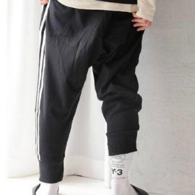 Y-3(ワイスリー)のY-3 3-STRIPES TRACK PANTS サルエルパンツ メンズのパンツ(サルエルパンツ)の商品写真