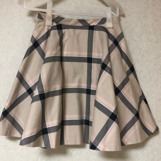 バーバリーブルーレーベル(BURBERRY BLUE LABEL)のクレストブリッジブルーレーベル  チェック　ベージュ(ひざ丈スカート)