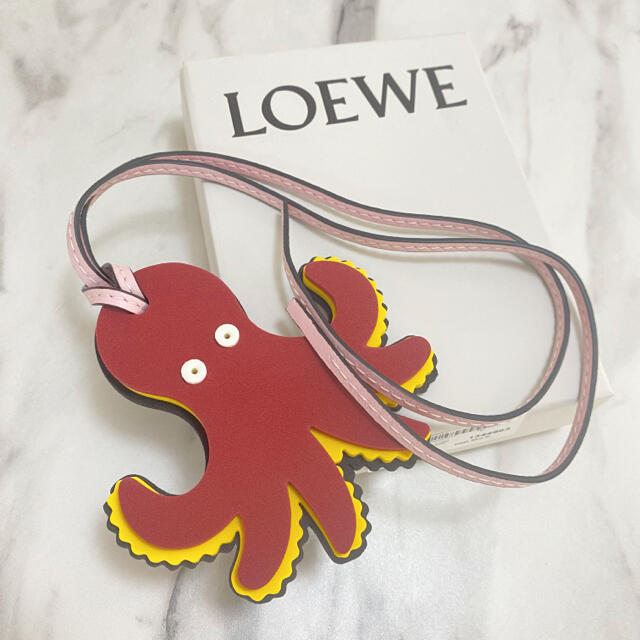 新品】LOEWE Paula's Ibiza パウラズ タコ バッグチャーム お買い得