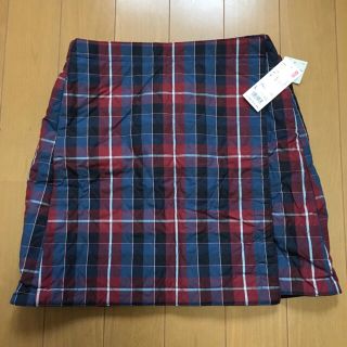 ユニクロ(UNIQLO)の【新品】UNIQLO ☆ ウォームイージー　チェック　スカート   赤(ひざ丈スカート)