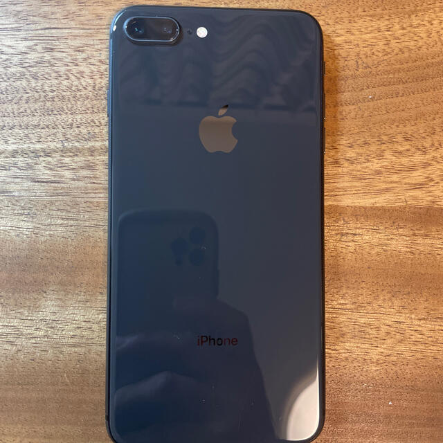 iPhone8plus SIMフリー