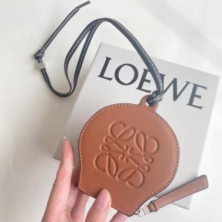 ロエベ(LOEWE)の【新品】LOEWE Paula’s Ibiza シェル アナグラム コインケース(コインケース)