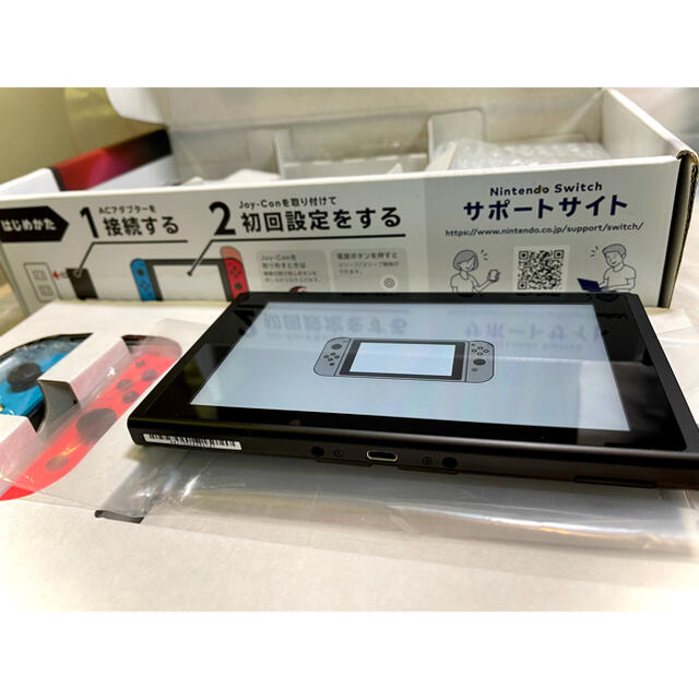 【中古/外箱難あり】NintendoSwitch本体 エンタメ/ホビーのゲームソフト/ゲーム機本体(家庭用ゲーム機本体)の商品写真