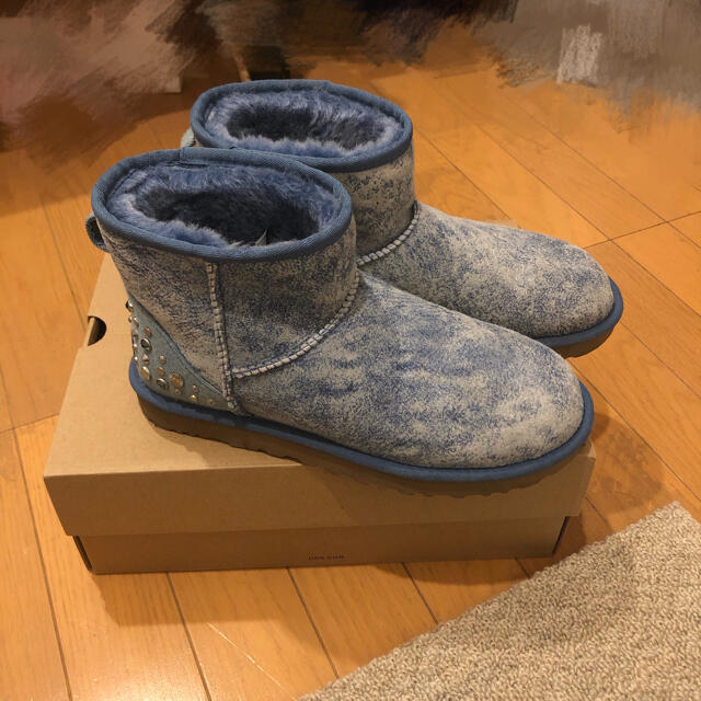 レア UGG STUDDED BLING MINI ムートン ブーツ デニム