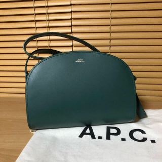 アーペーセー(A.P.C)の【NML様取り置き品】A.P.C  SAC-DEMI LUNA バッグ　グリーン(ショルダーバッグ)