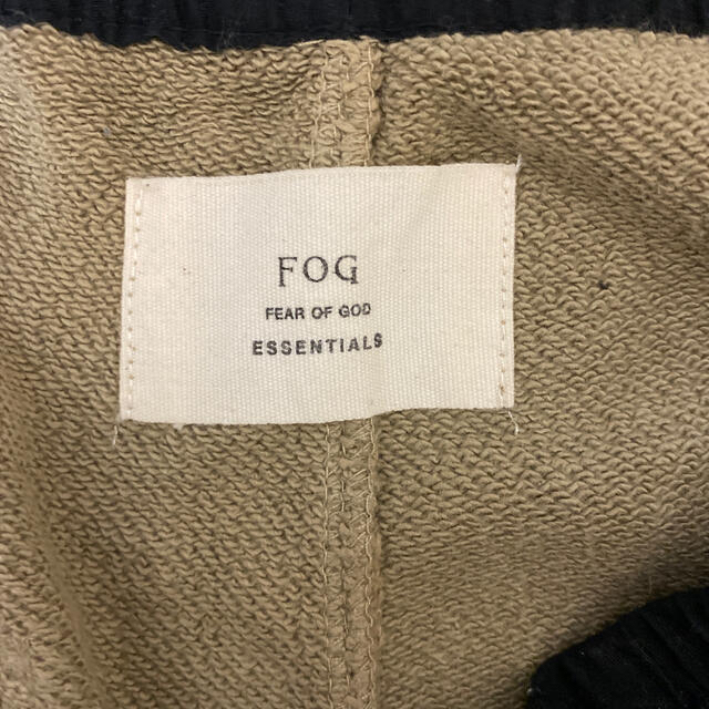 FEAR OF GOD(フィアオブゴッド)のessentials パンツ メンズのパンツ(ワークパンツ/カーゴパンツ)の商品写真