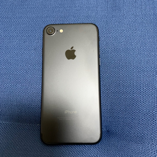 iPhone 7 32GB SIMフリー　本体のみ スマホ/家電/カメラのスマートフォン/携帯電話(スマートフォン本体)の商品写真