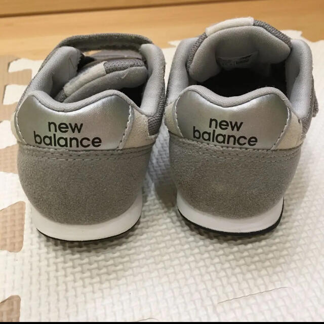 New Balance(ニューバランス)のニューバランス スニーカー キッズ 15.5㎝ キッズ/ベビー/マタニティのキッズ靴/シューズ(15cm~)(スニーカー)の商品写真